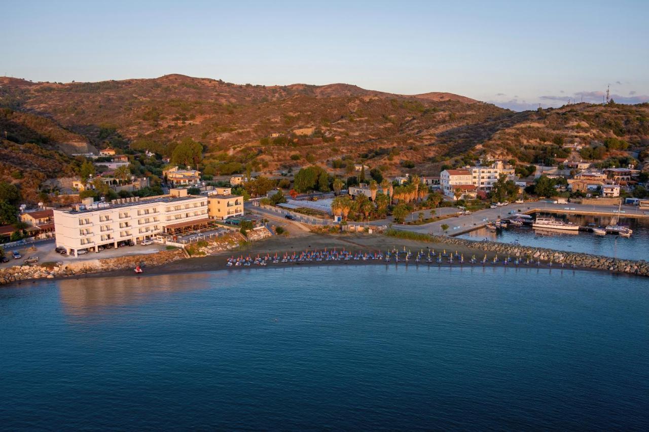 Tylos Beach Hotel カト・ピルゴス エクステリア 写真