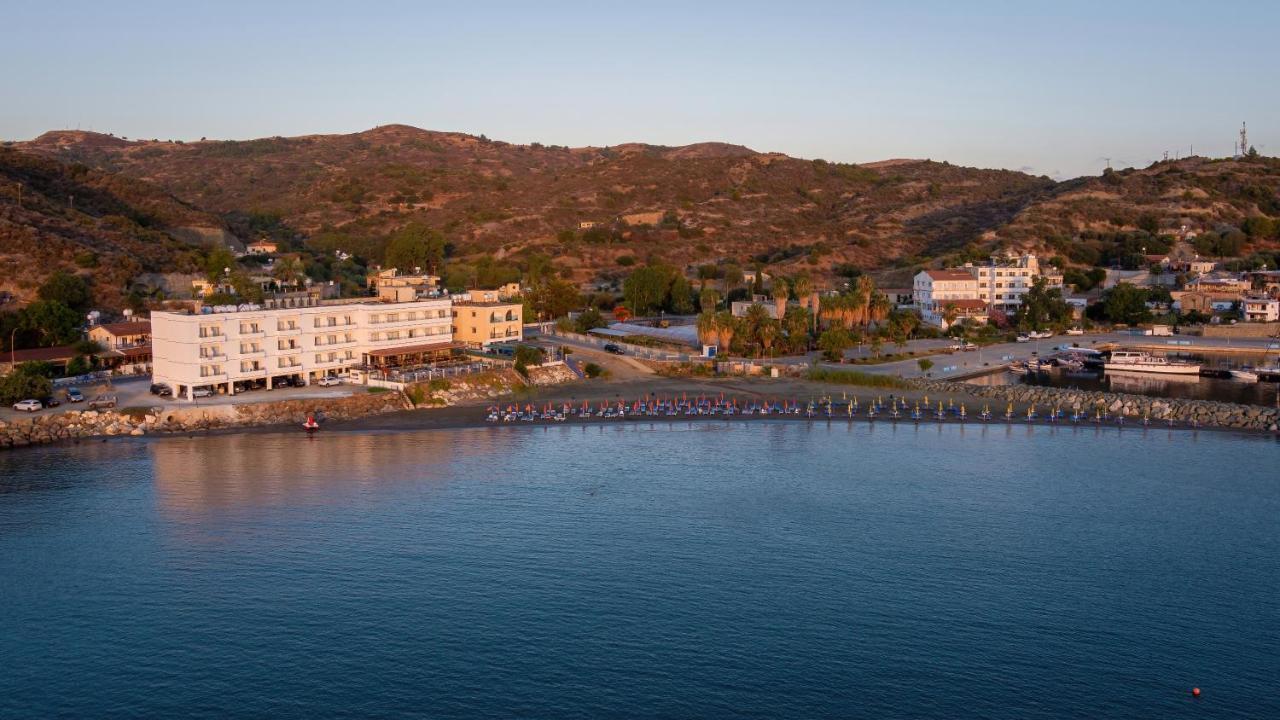 Tylos Beach Hotel カト・ピルゴス エクステリア 写真